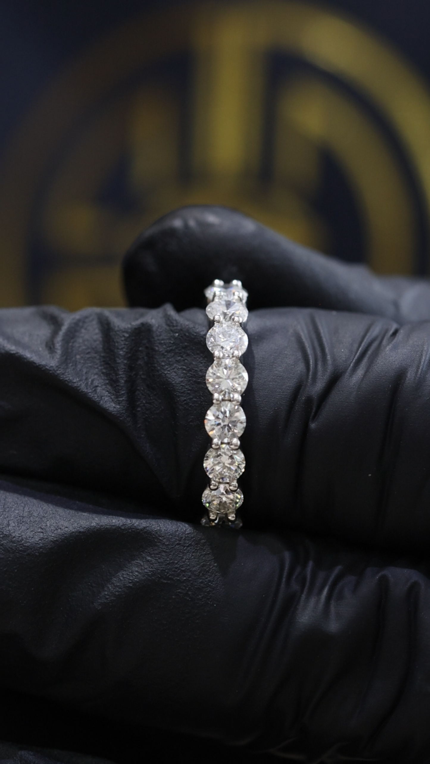 Round Brilliant Shared-Prong Diamond Eternity Band in 14K White Gold | 3.15ctw GH/SI