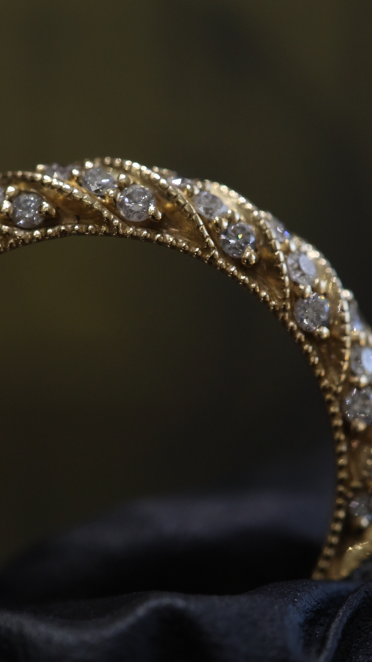 Vintage Round Diamond Eternity Band in 14K Yellow Gold | 0.95 CT