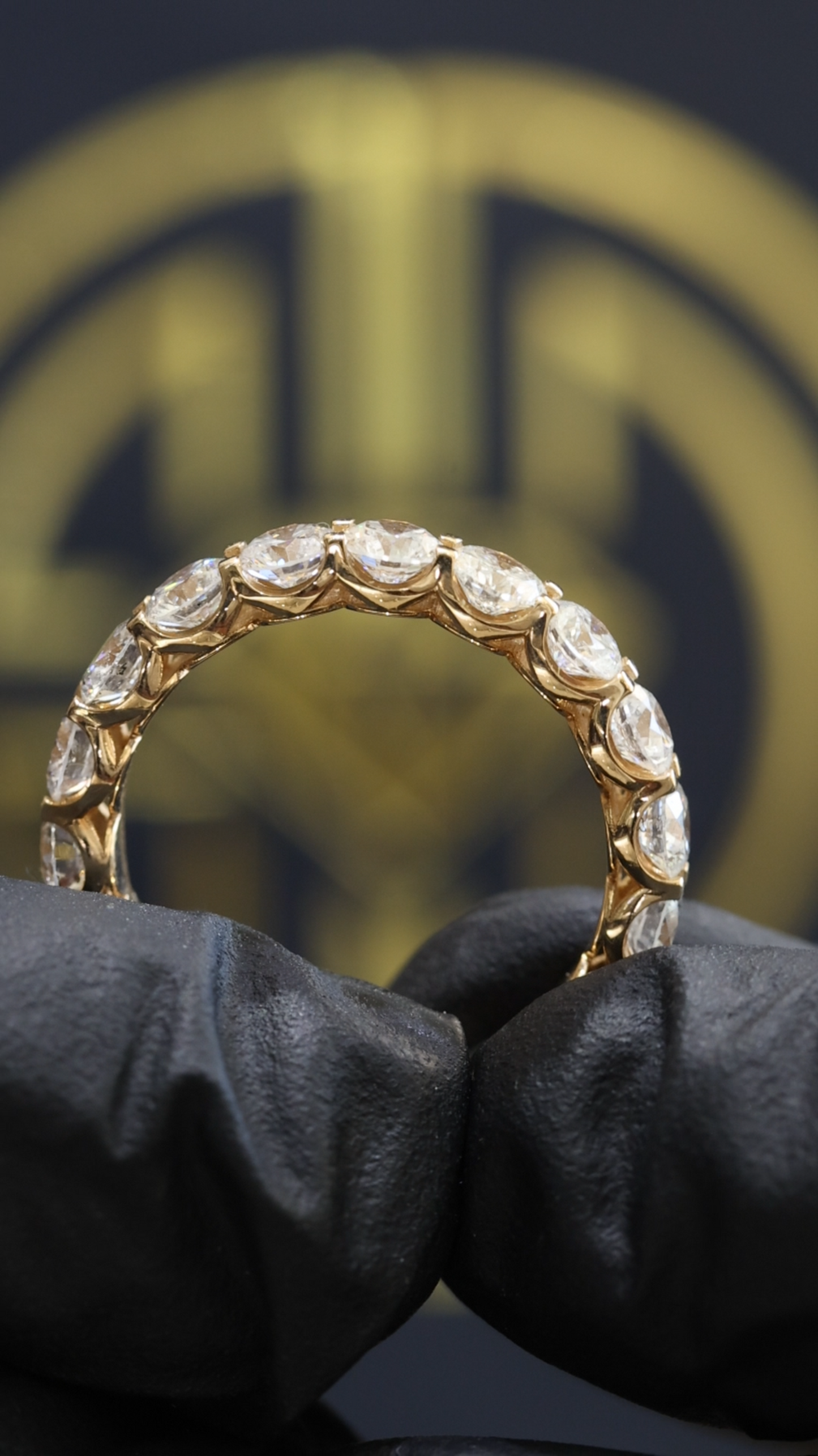 Round Diamond Eternity Band in 14K Yellow Gold | 2.90 CT