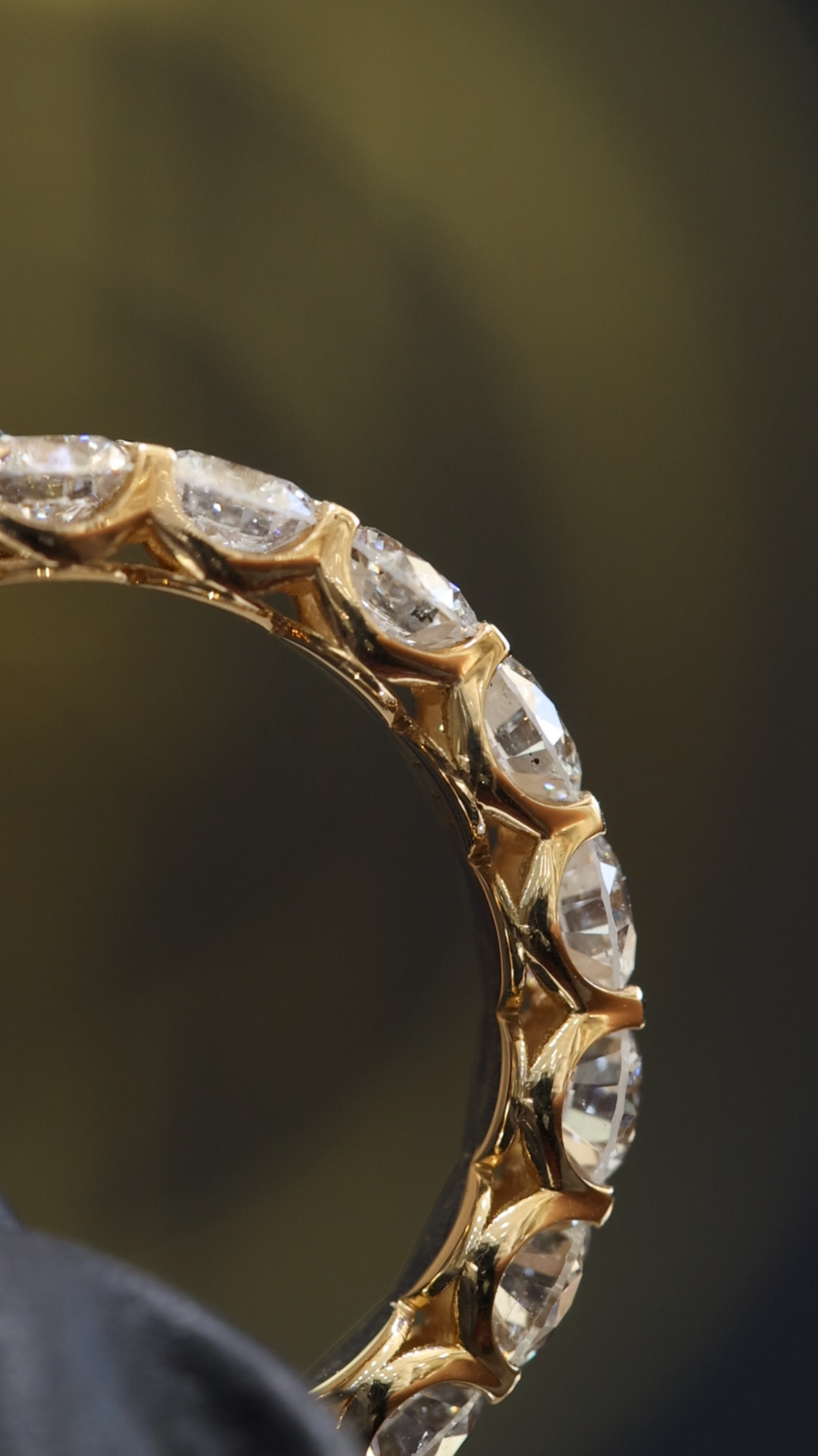 Round Diamond Eternity Band in 14K Yellow Gold | 2.90 CT