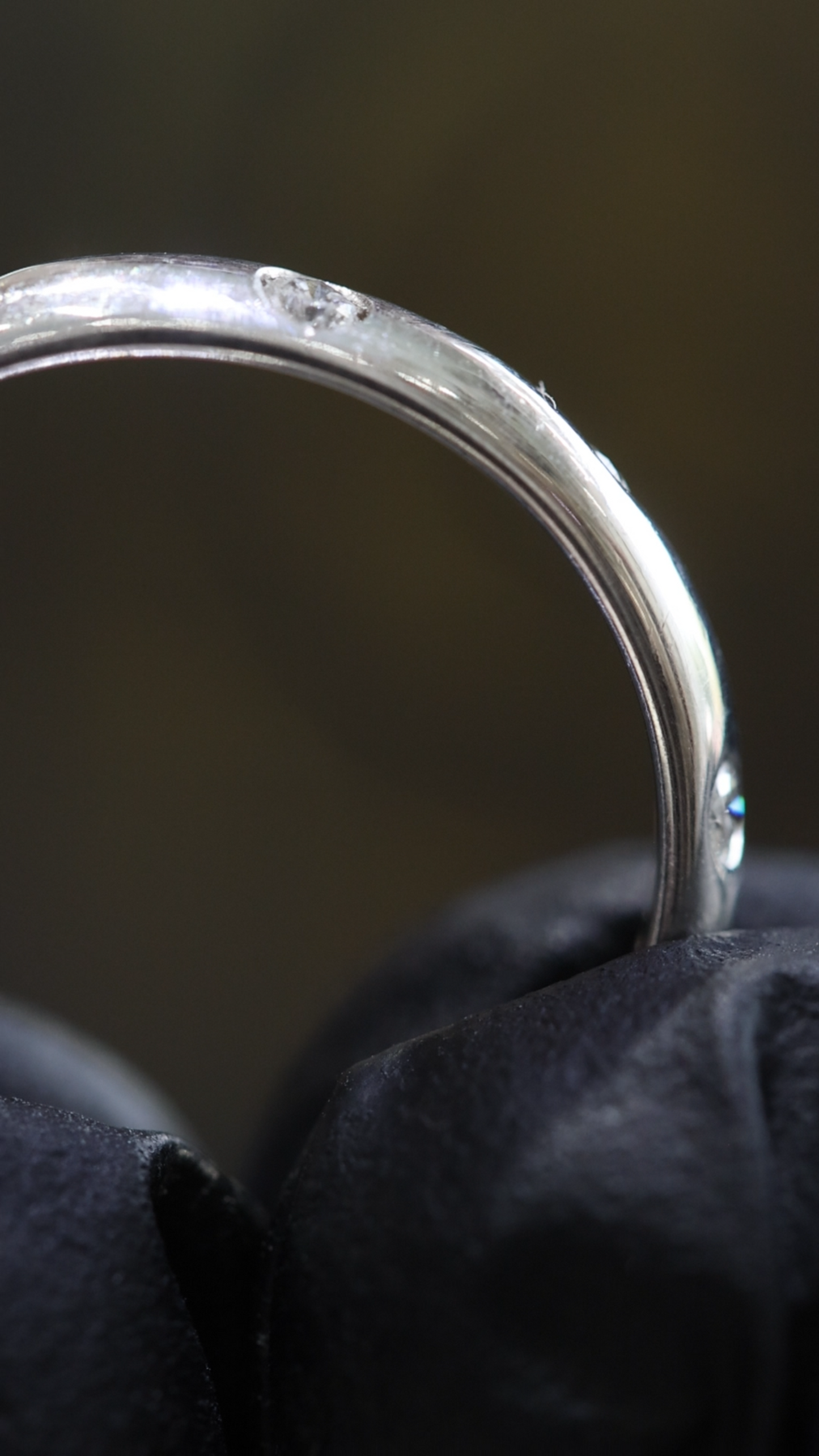 Bezel-Set Diamond Eternity Band in Platinum | 0.22ctw GH/SI