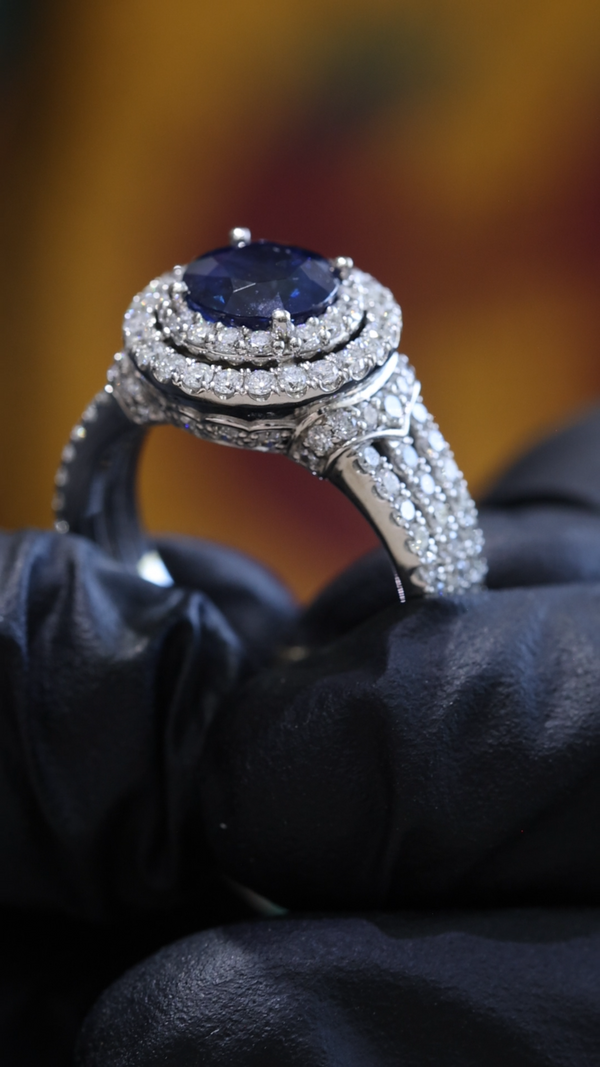 Natural Blue Sapphire Diamond Halo Ring – 3.30 TCW